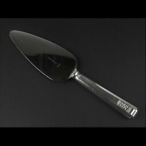 Vintage Viners of Sheffield England Silver Plated Pie / Cake Server